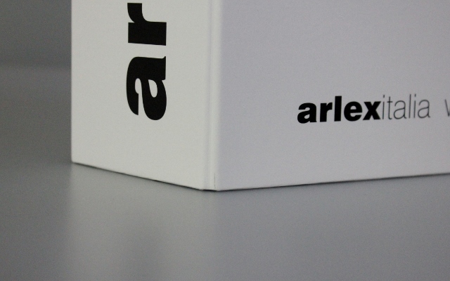 Box con tasca e calamite